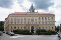 jakékoli školy+vzdělávací zařízení